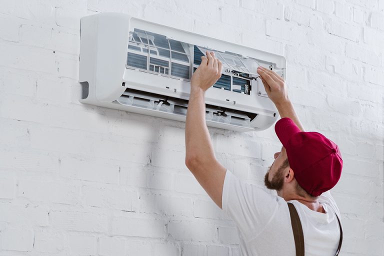 How to Clean an Air Conditioning Filter - SimplyAir