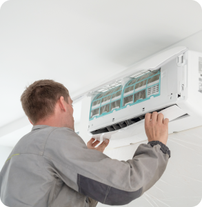 Man fixing split system aircondition